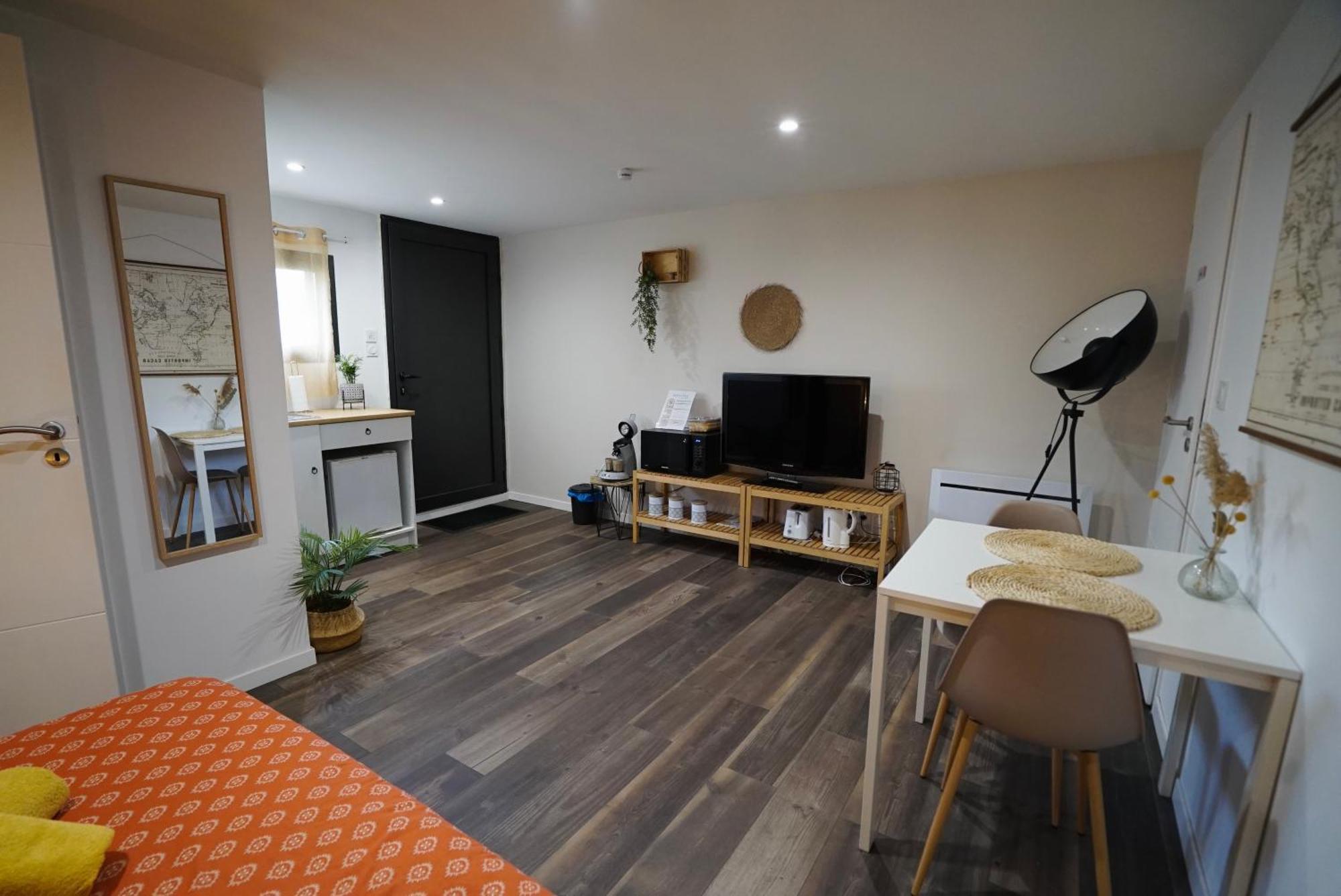 Studio Independant A 20Min Des Plages Castelnau-de-Guers Extérieur photo